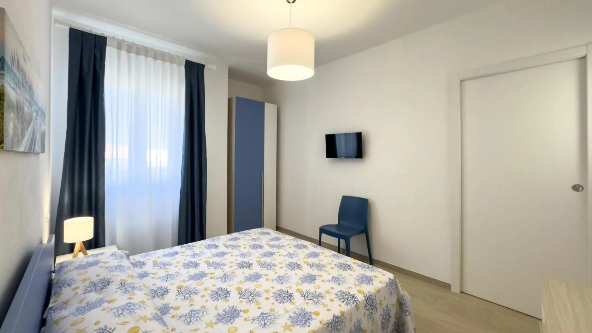 Hotel Aurora Chiessi 2*,