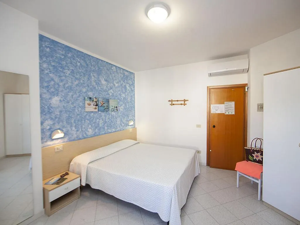 Chiessi Hotel Aurora איטליה